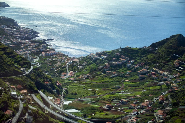 : Câmara de Lobos Bay | Madeira West — Câmara de Lobos, Madeira Island