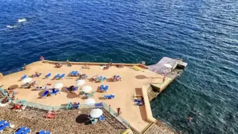 Webcam: Barreirinha Beach Complex | Funchal Old Town