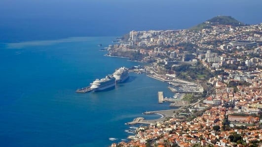 : Funchal Harbor Panorama | Capital Harbor — Funchal, Madeira Island